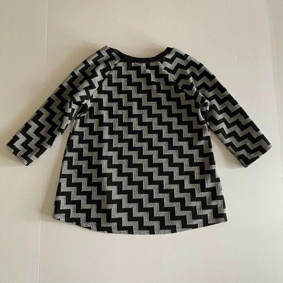 Pippa And Julie Girls Black Gray Chevron Zipper Raglan Sleeve Blouse Top 7 - Picture 2 of 8